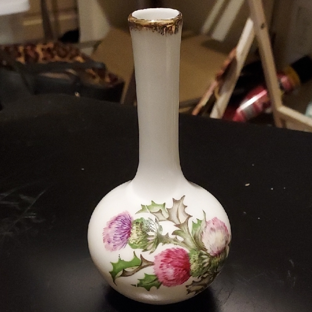 Thistle Vase Fine China Made In Japan  6 1/2"